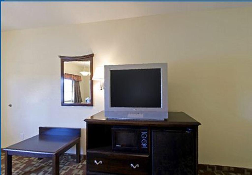 Americas Best Value Inn Byhalia Zewnętrze zdjęcie
